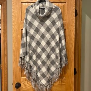 The Limited - womens xs/s two toned grey poncho with cowl neck fringed bottom